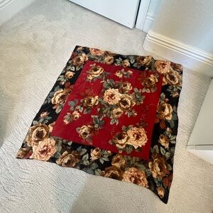 🥀 VINTAGE RALPH LAUREN SILK SCARF 🥀